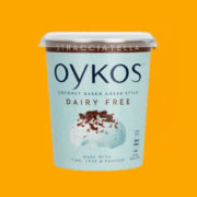 Danone запускает веганский йогурт страчателла c шоколадной крошкой